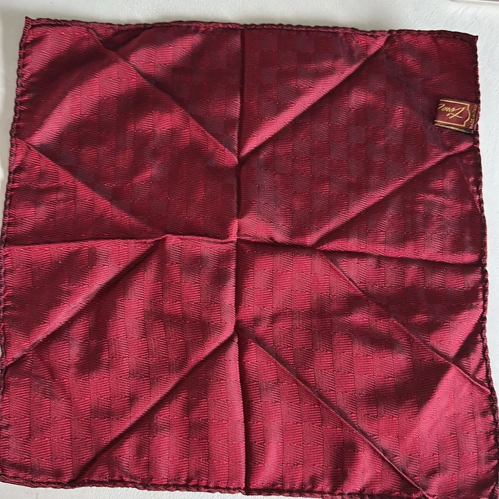 Tino Cojura - Vintage Red‎ Lightweight Scarf with Soft Texture